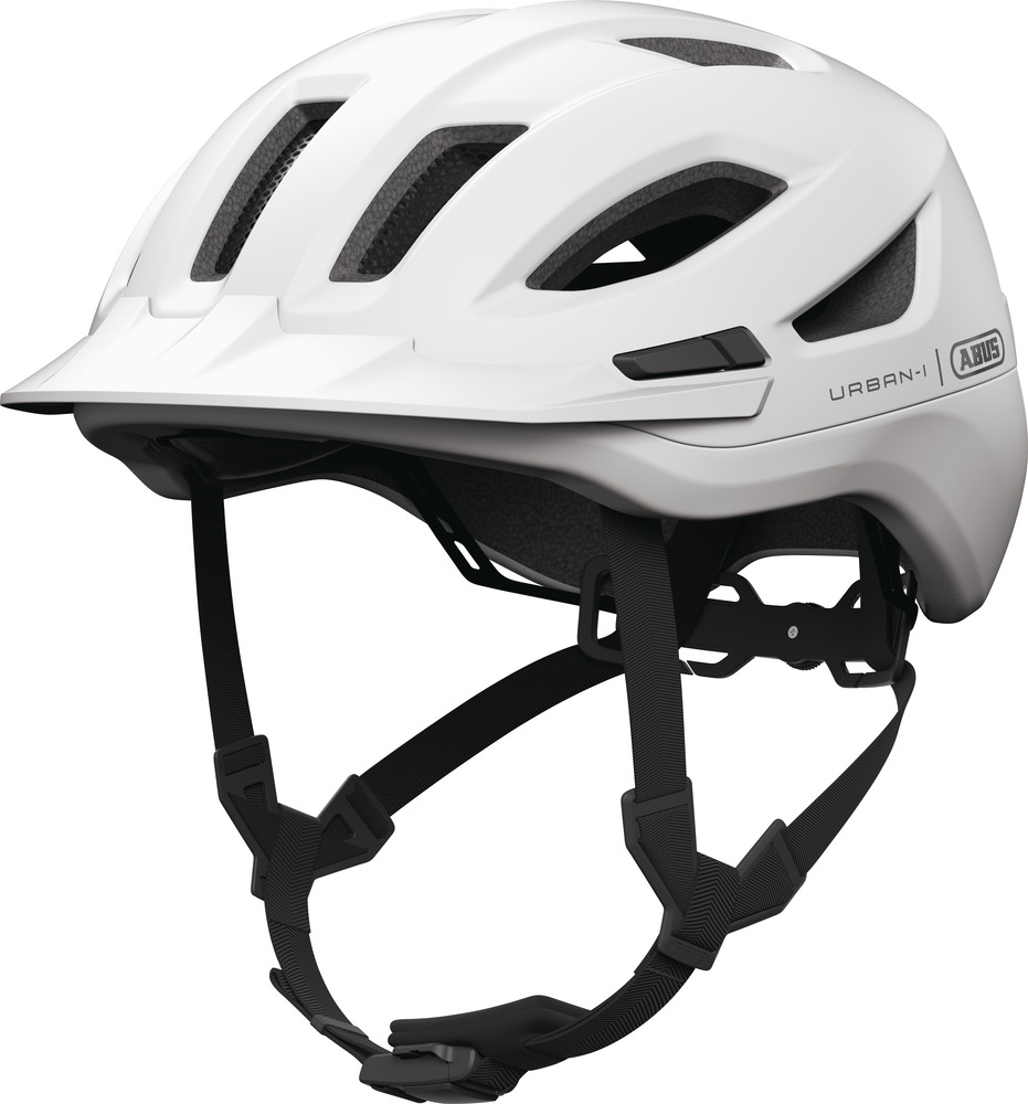 URBAN_I_4_0_ACE_POLAR_WHITE_QUATER_FRONT_SK_3