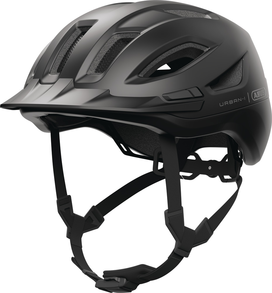 URBAN_I_4_0_ACE_VELVET_BLACK_QUATER_FRONT_SK_3